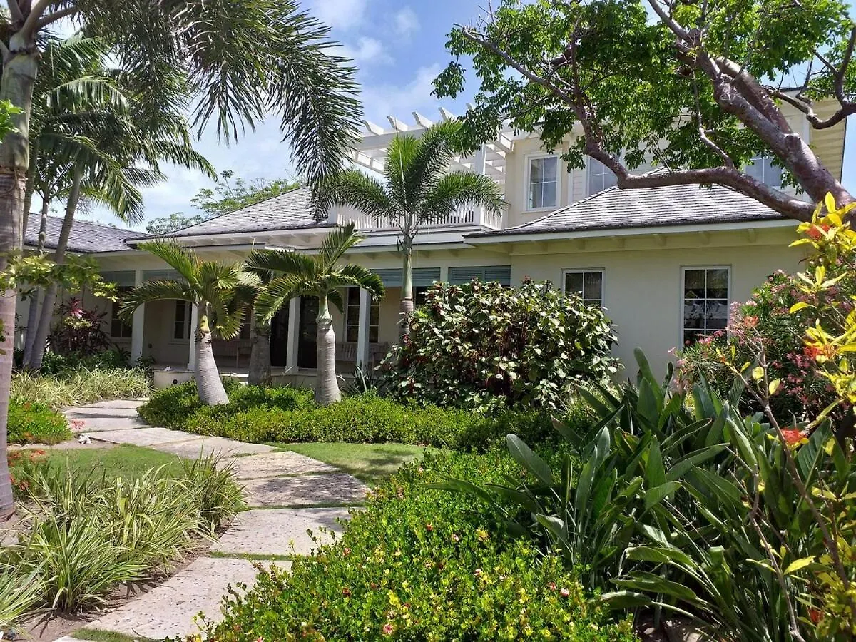 Semesterbostad Windswept Residences Christophe Harbour Saint Kitts och Nevis